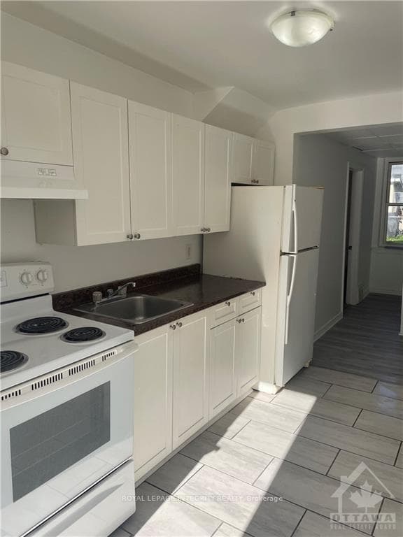 283 RICHELIEU Avenue Unit 1 photo 8