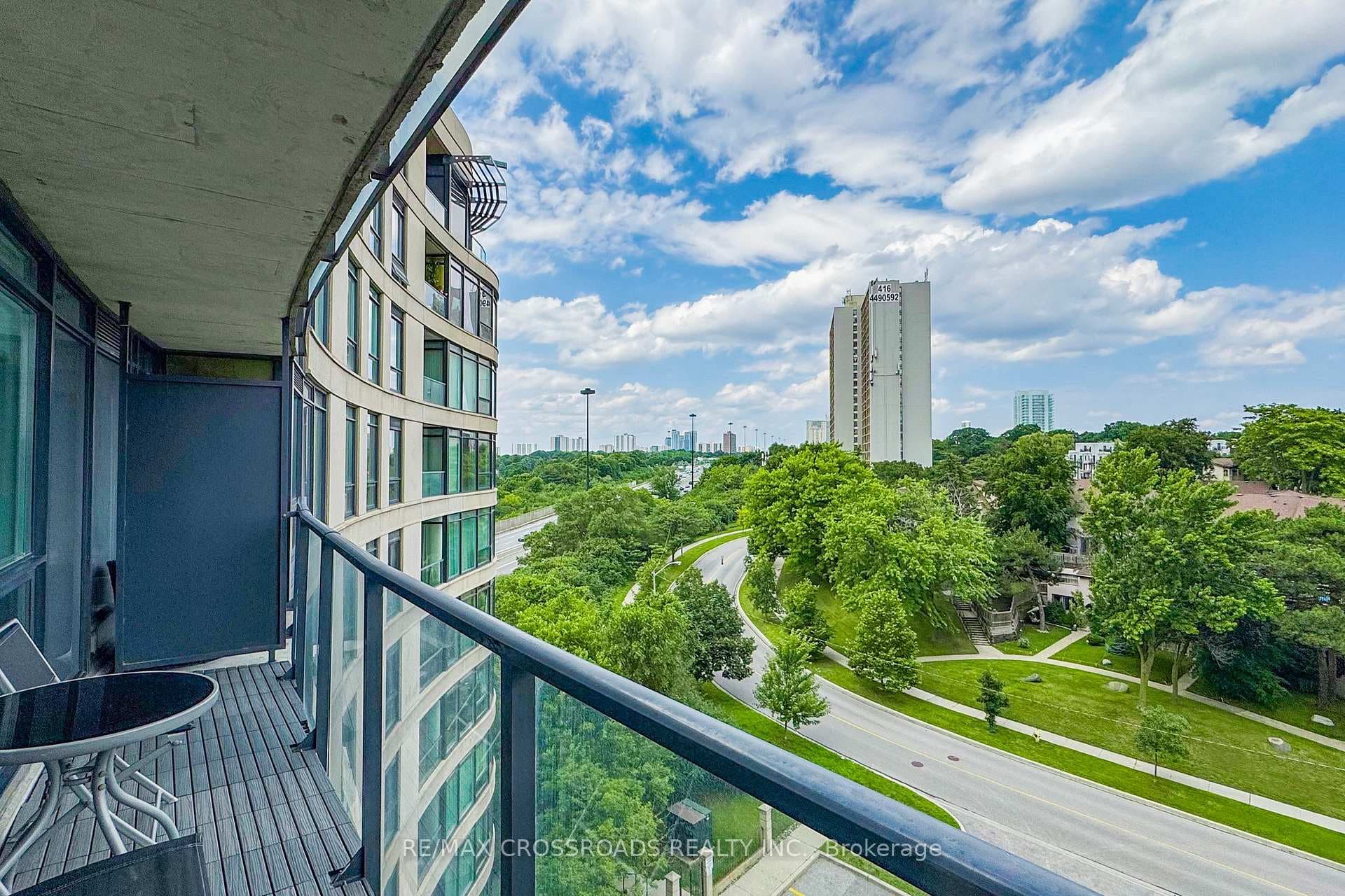 18 Valley Woods Road Unit Ph111 photo 31