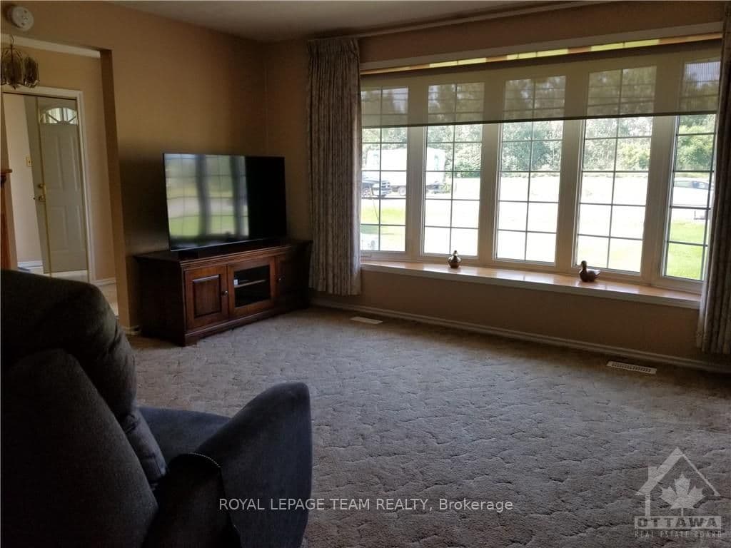 6922 MITCH OWENS Road photo 12
