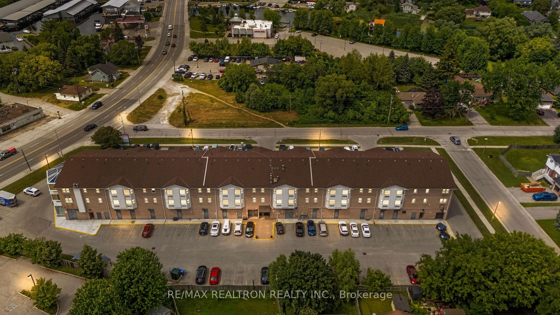 155 Riverglen Drive Unit 315 photo 1