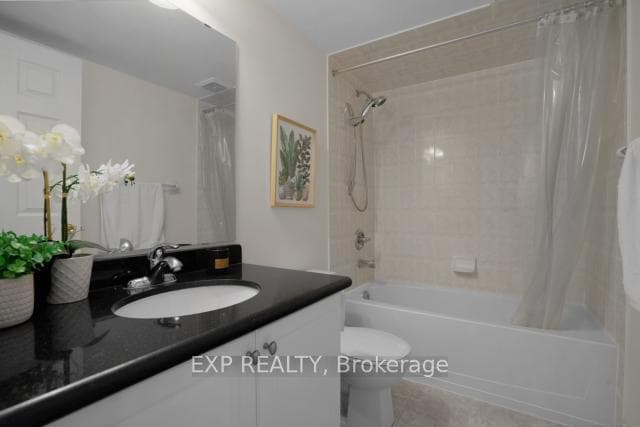 13 LORD DURHAM Road photo 6