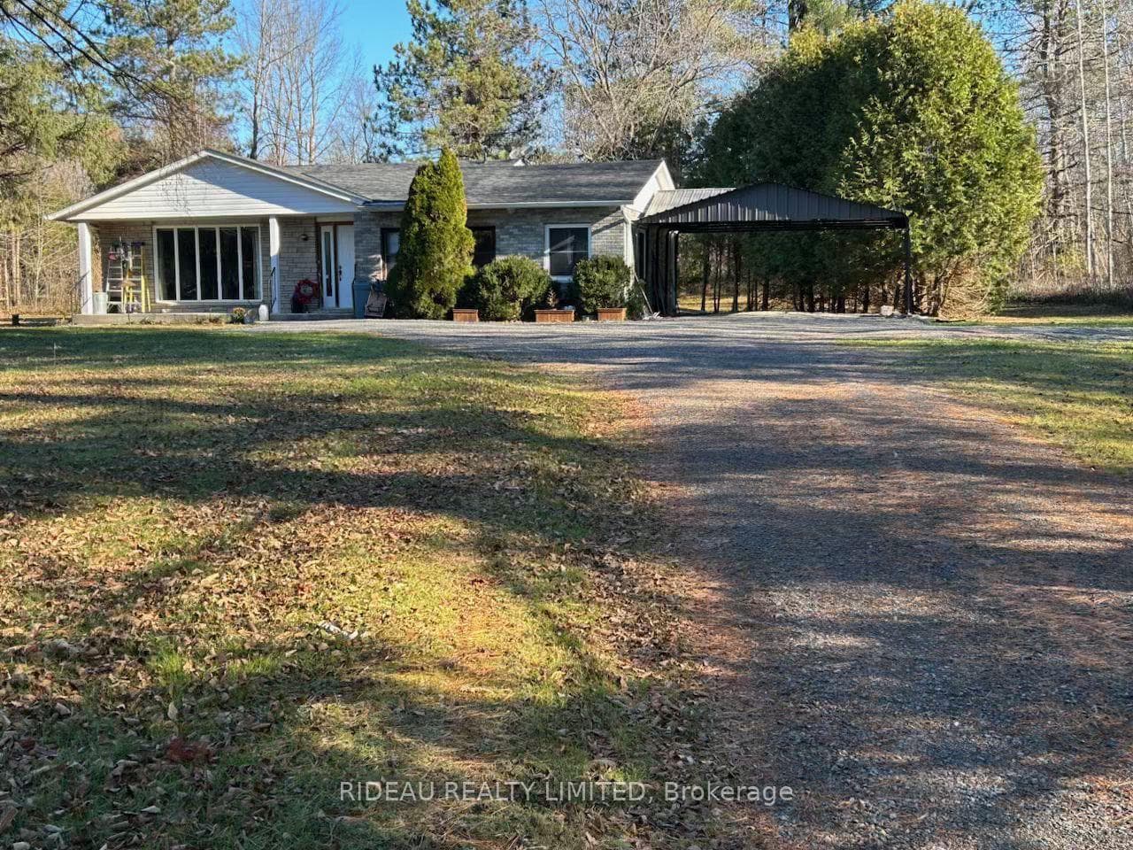 109 Perth Street photo 1