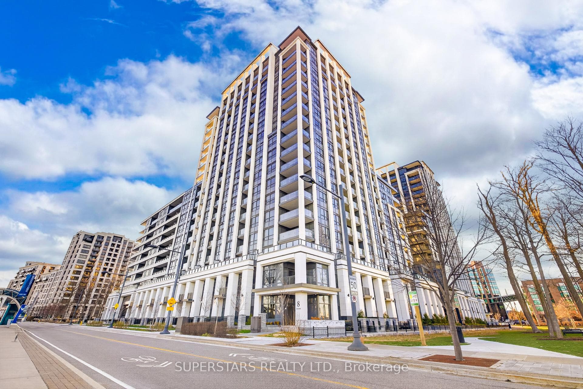 8 Cedarland Drive Unit W118 photo 1