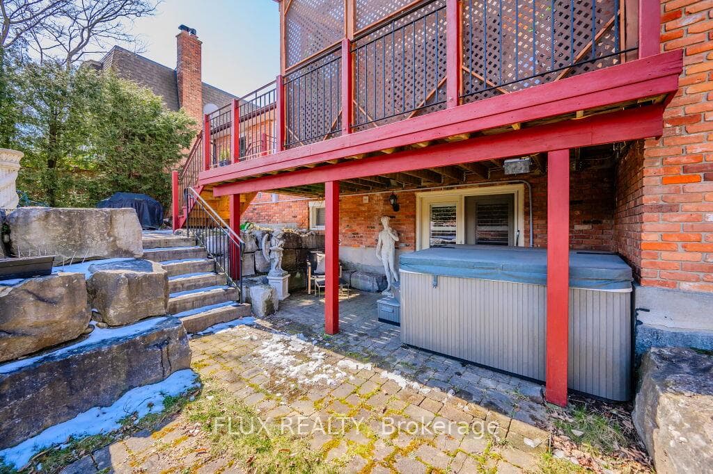 11 Rosslinn Road photo 38