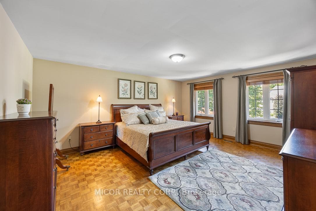 11 Meadowland Court photo 16