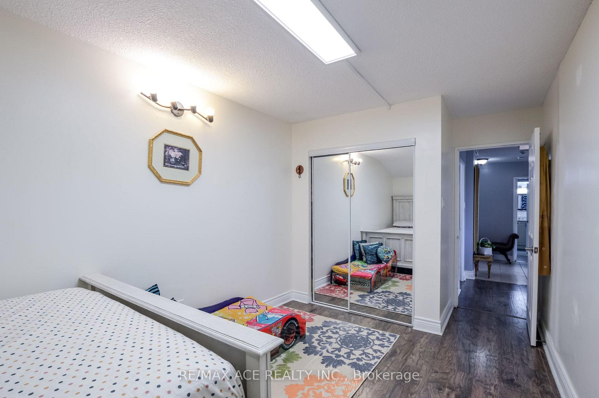 75 King Street Unit 201 photo 24