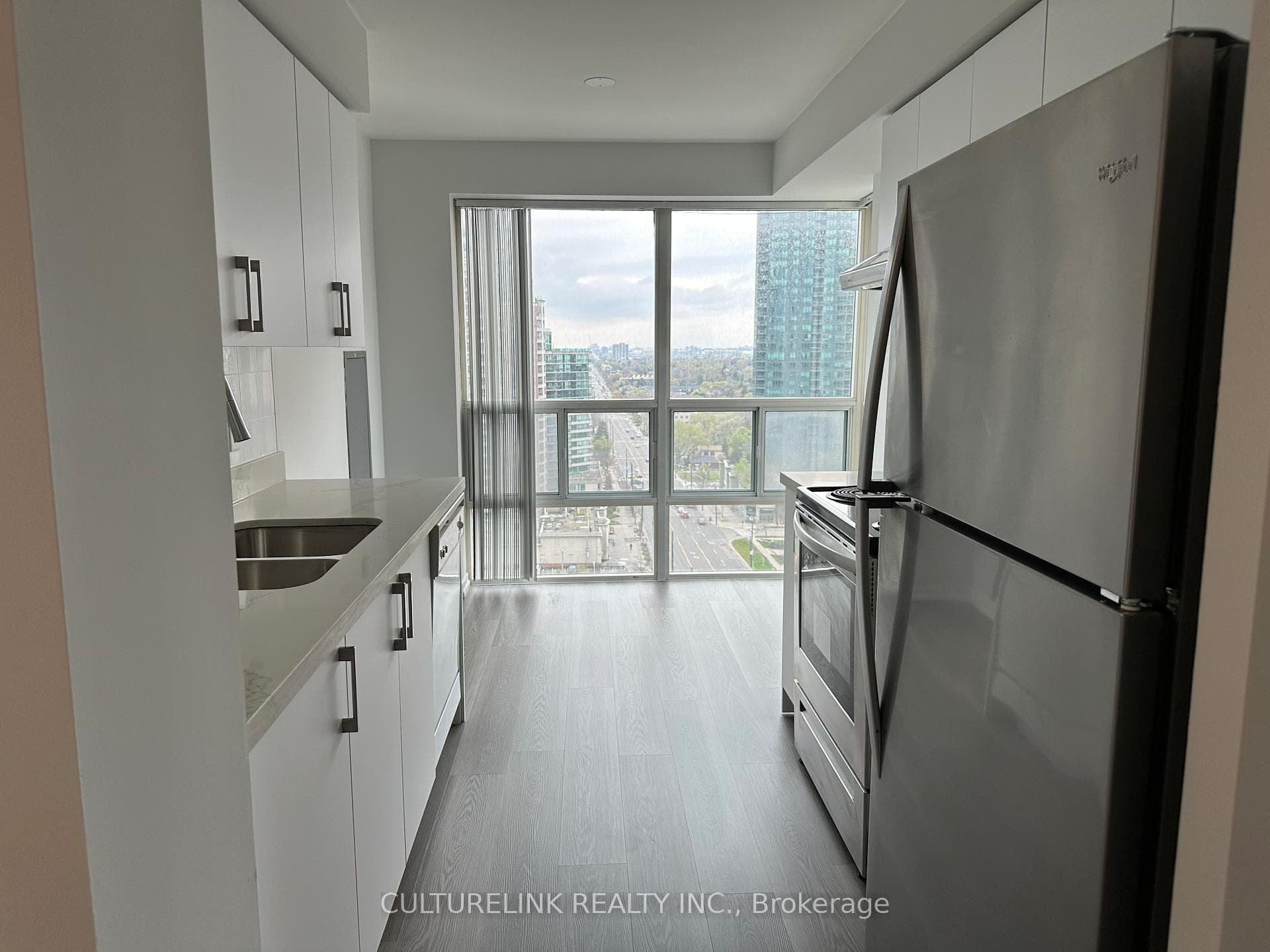 22 Olive Avenue Unit 2002 photo 6