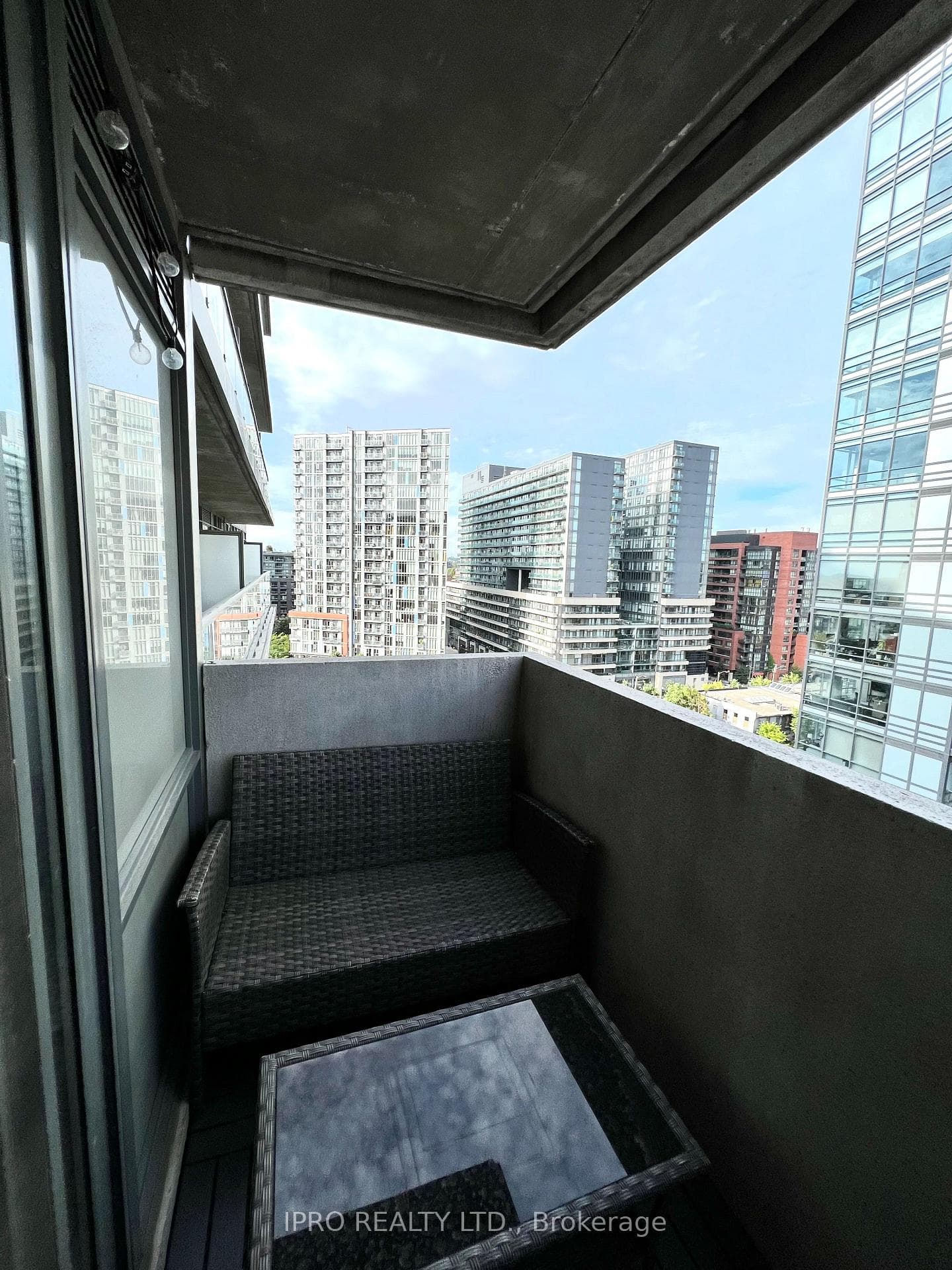 20 Joe Shuster Way Unit 1106 photo 10