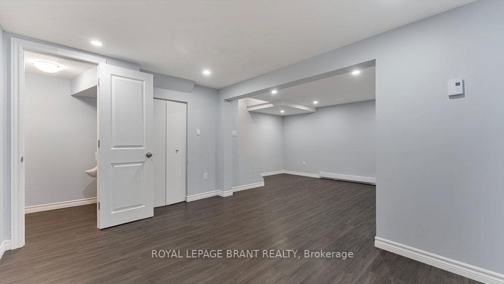 50 Ewing Drive Unit C photo 20