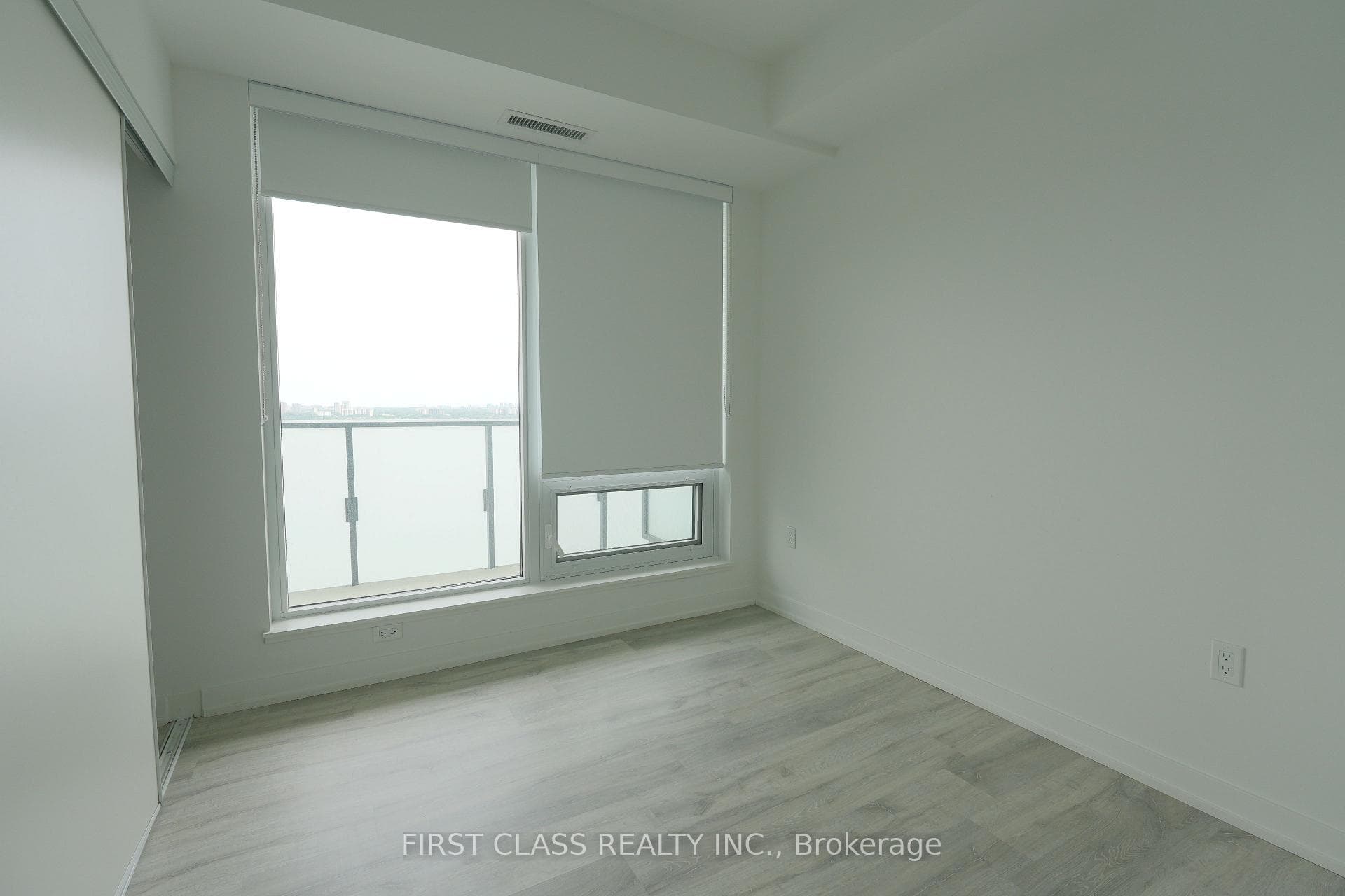 7 Golden Lion Heights Unit 2803 photo 5