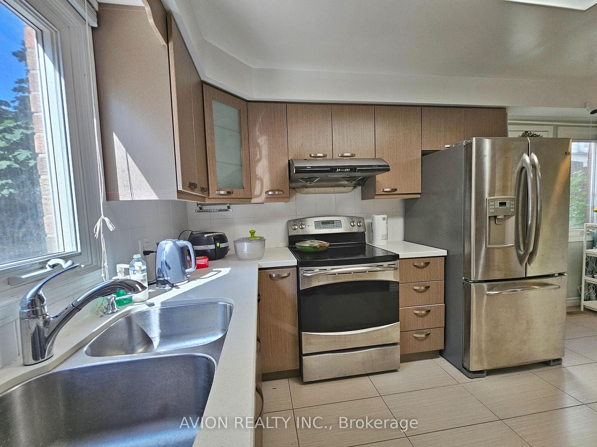 79 Oakhaven Drive photo 5
