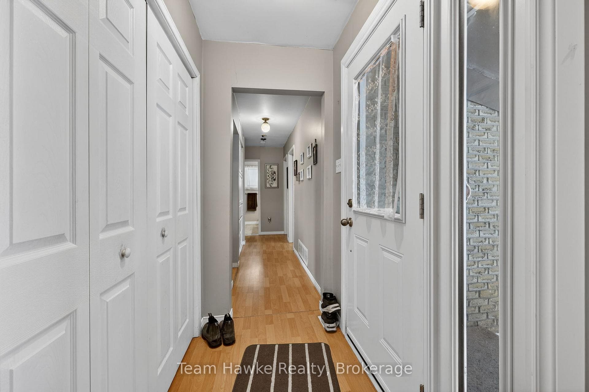 575 Simcoe Avenue photo 4
