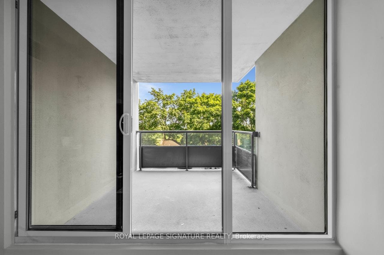 75 Emmett Avenue Unit 211 photo 32