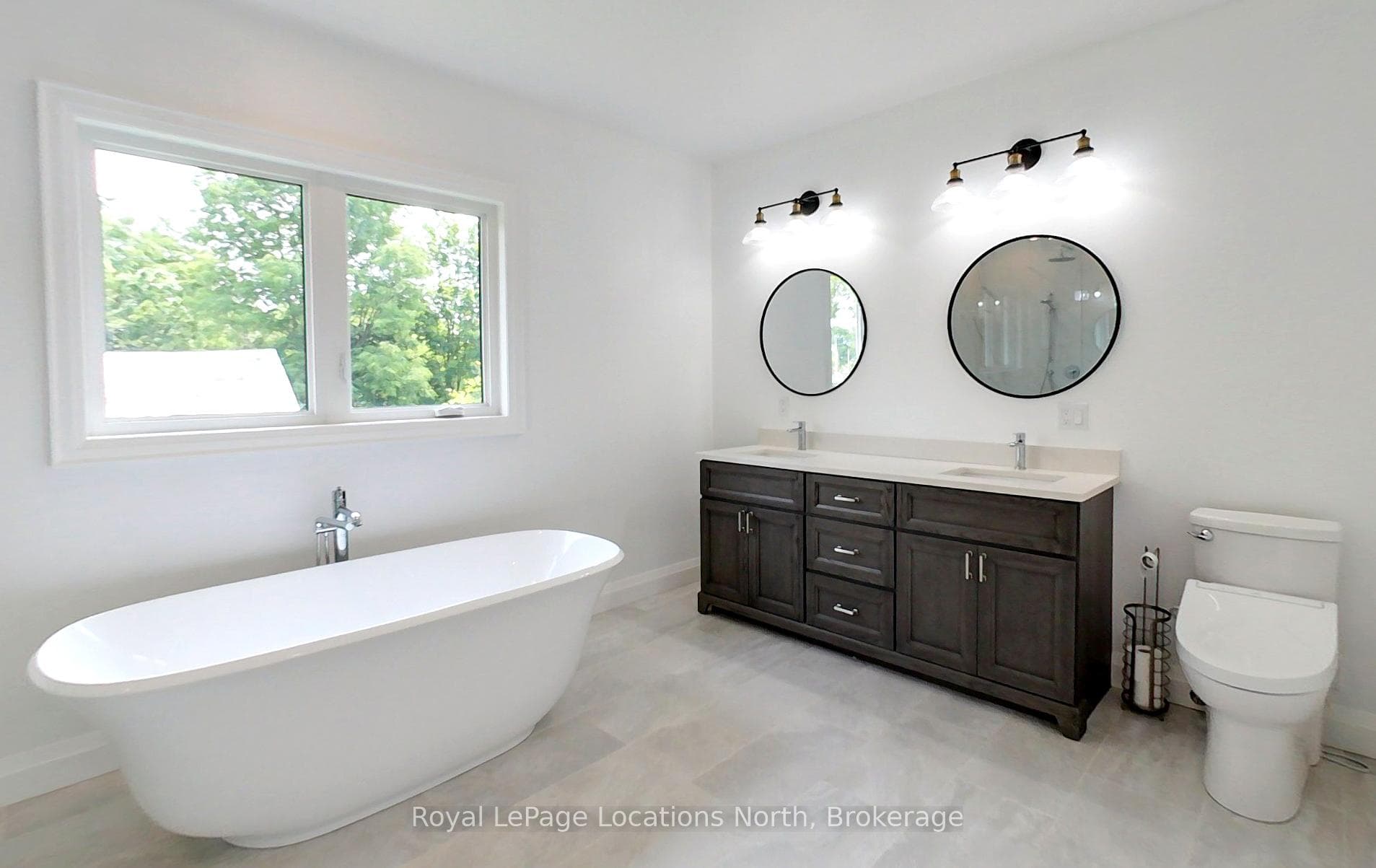 245 Jane Street photo 38