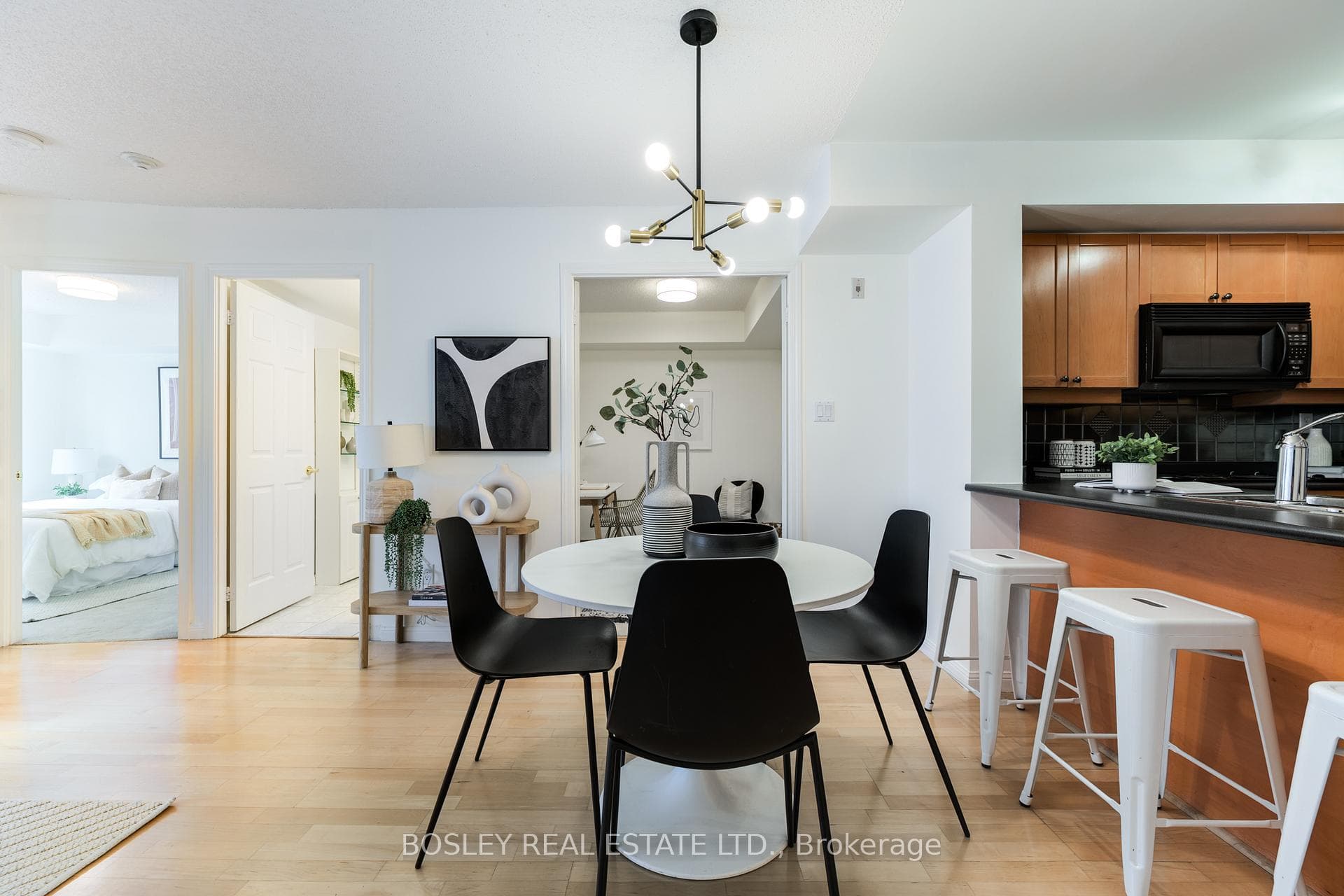188 Redpath Avenue Unit 312 photo 23
