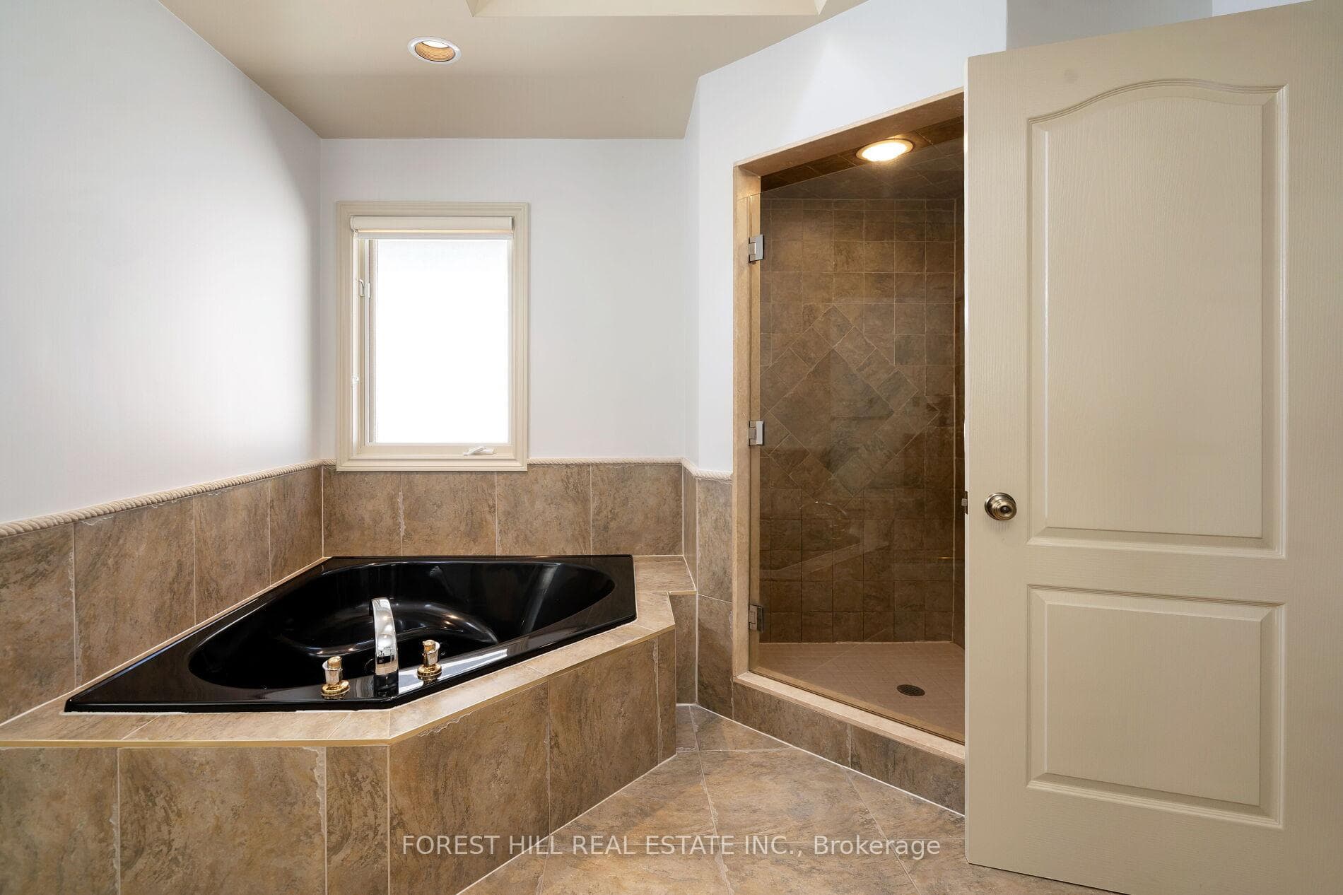 Primary Ensuite