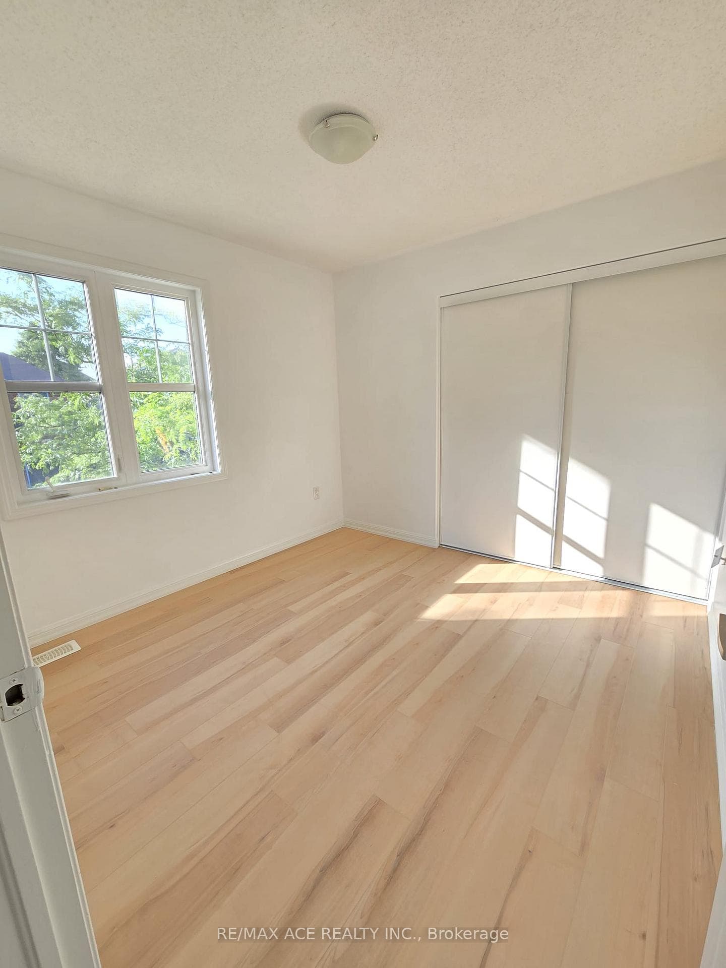 901 Rigo Crossing Crescent photo 14