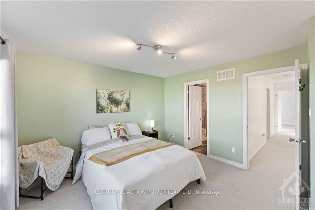 420 HARVEST VALLEY Drive photo 43