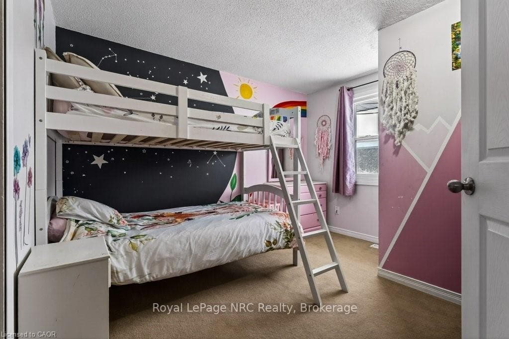 158 Dufferin Avenue photo 25
