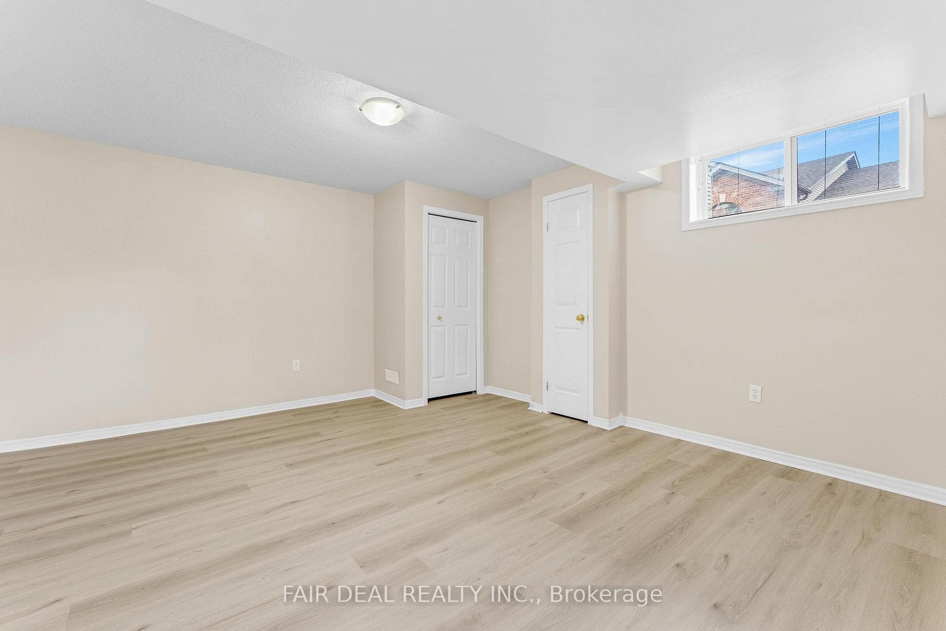 485 Nova Scotia Court photo 29