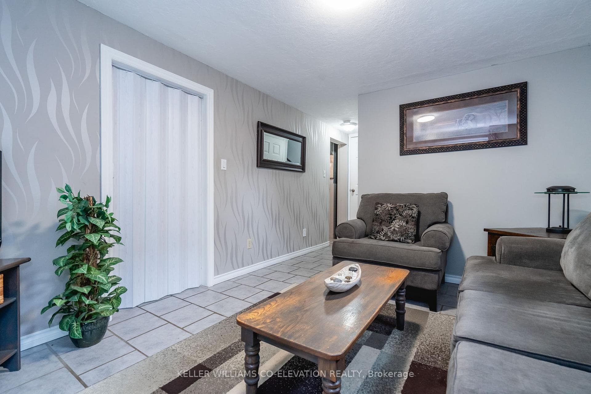351 Galloway Boulevard photo 19