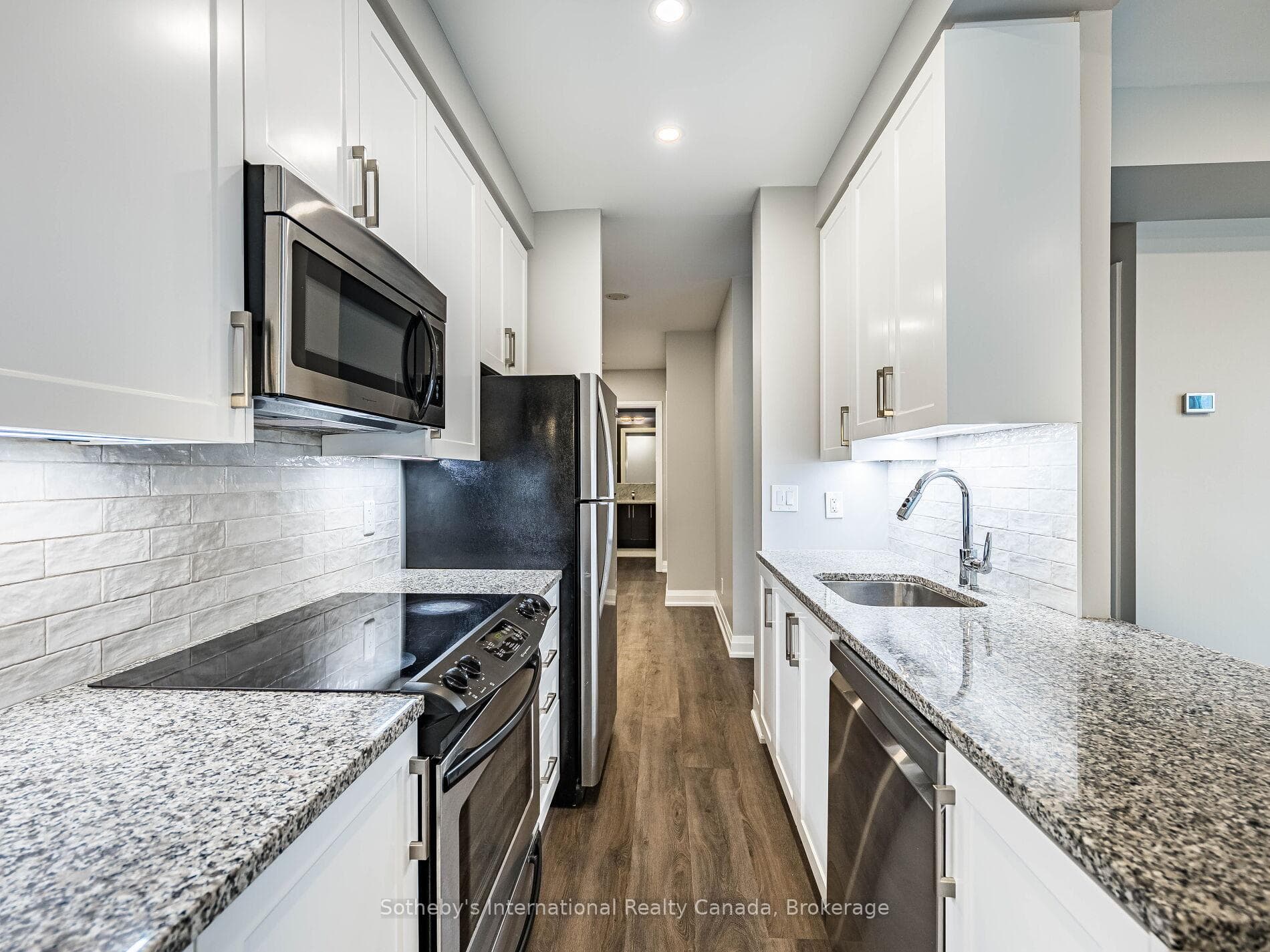 83 Redpath Avenue Unit 407 photo 8