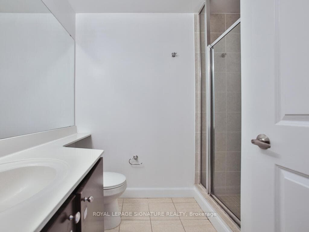 60 Absolute Avenue Unit 3205 photo 30