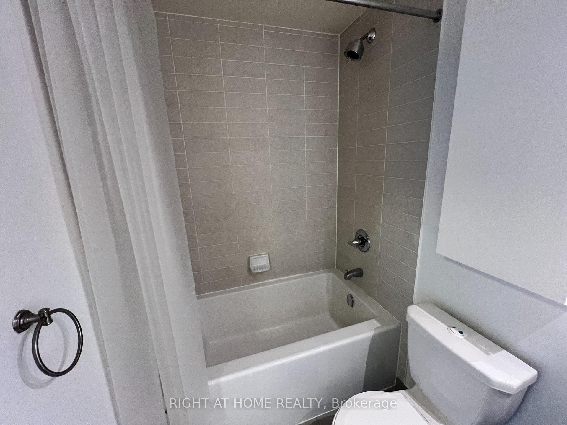2 Eva Road Unit 2726 photo 22