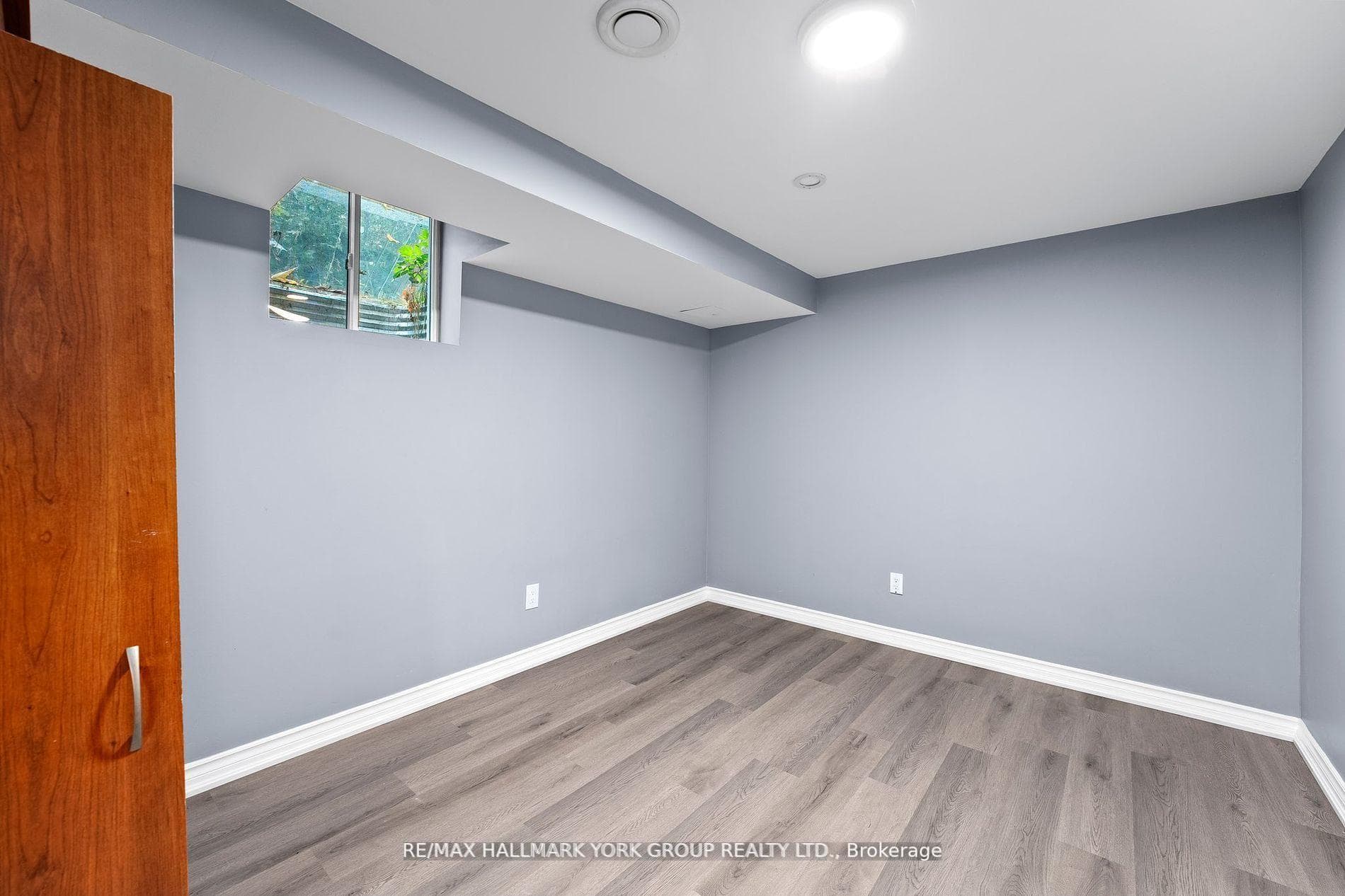 25A College Crescent Unit Lower photo 11