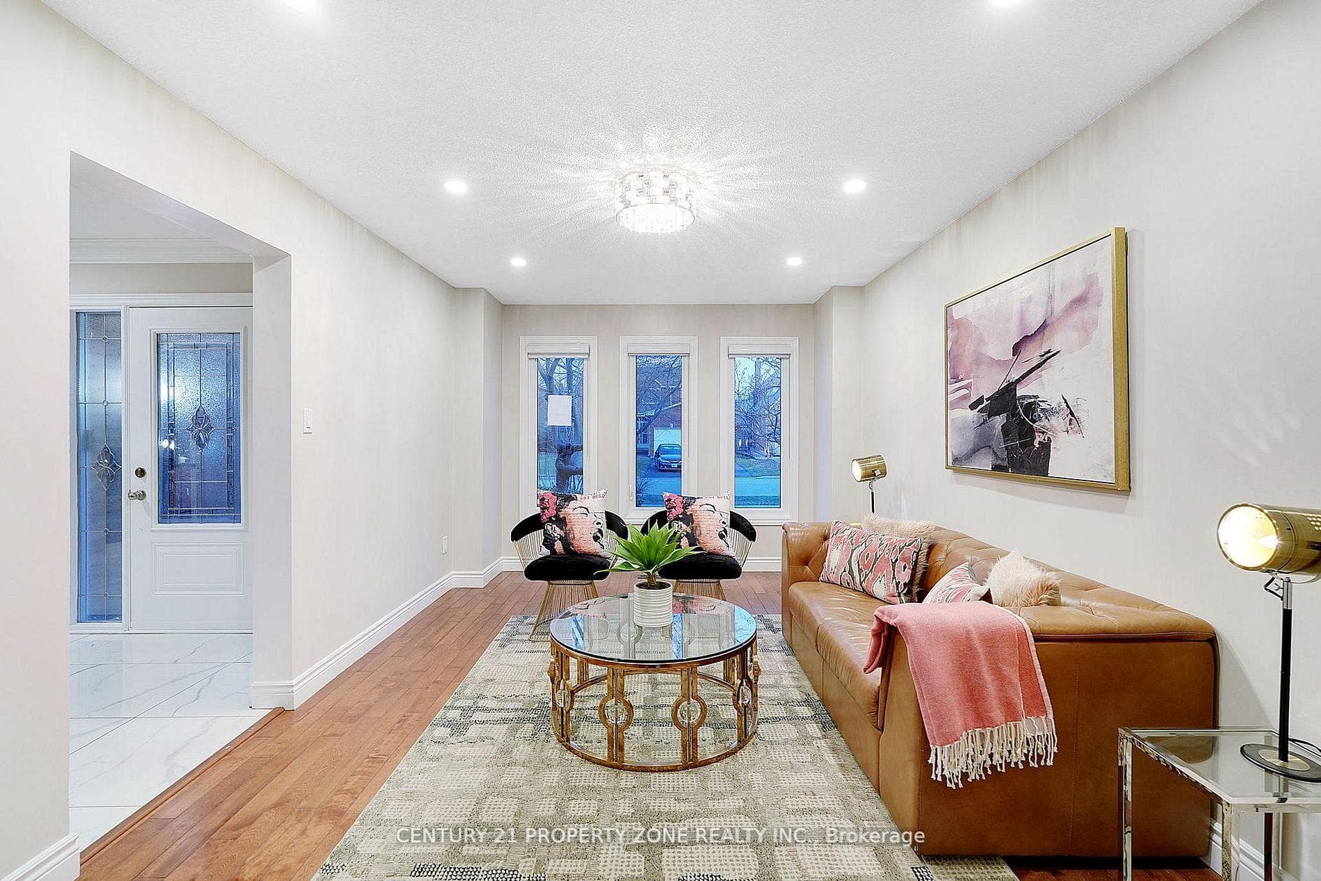 4 Garbutt Crescent photo 6
