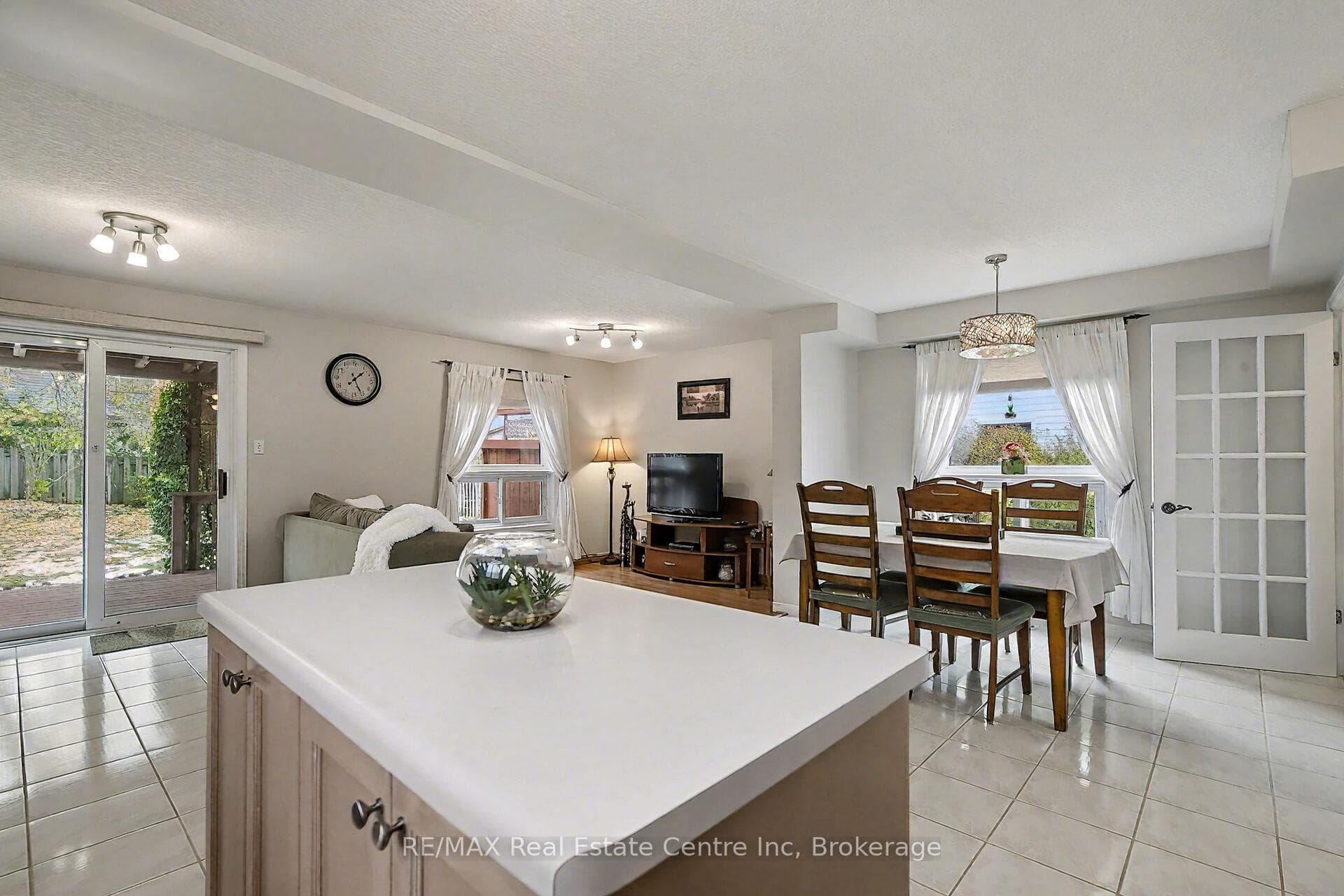 31 Gibb Street photo 6