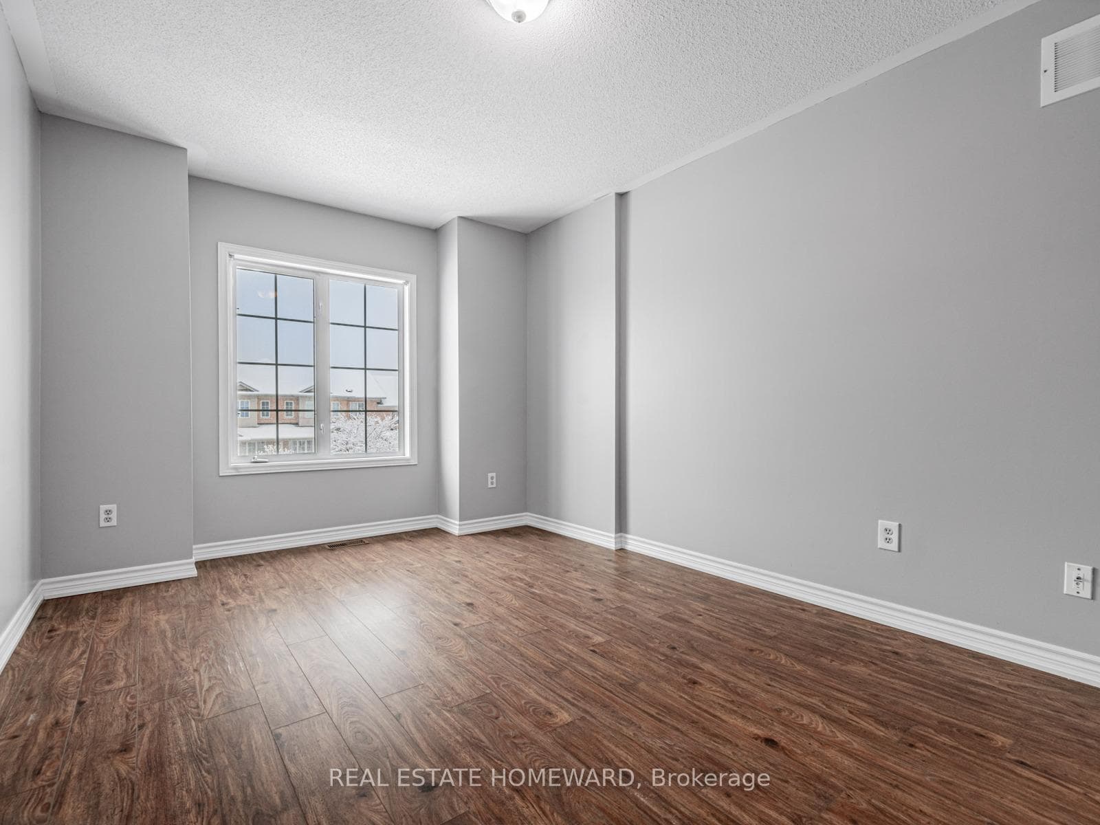 304 Flagstone Way photo 19
