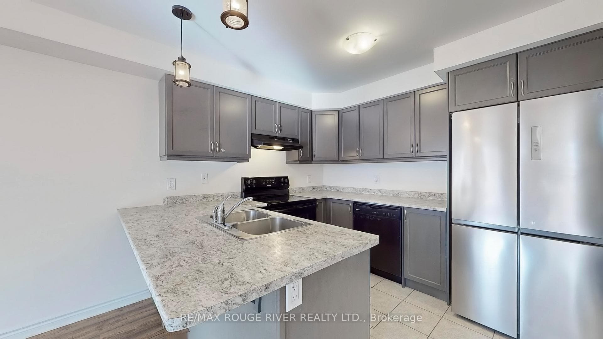 1056 Clipper Lane photo 15