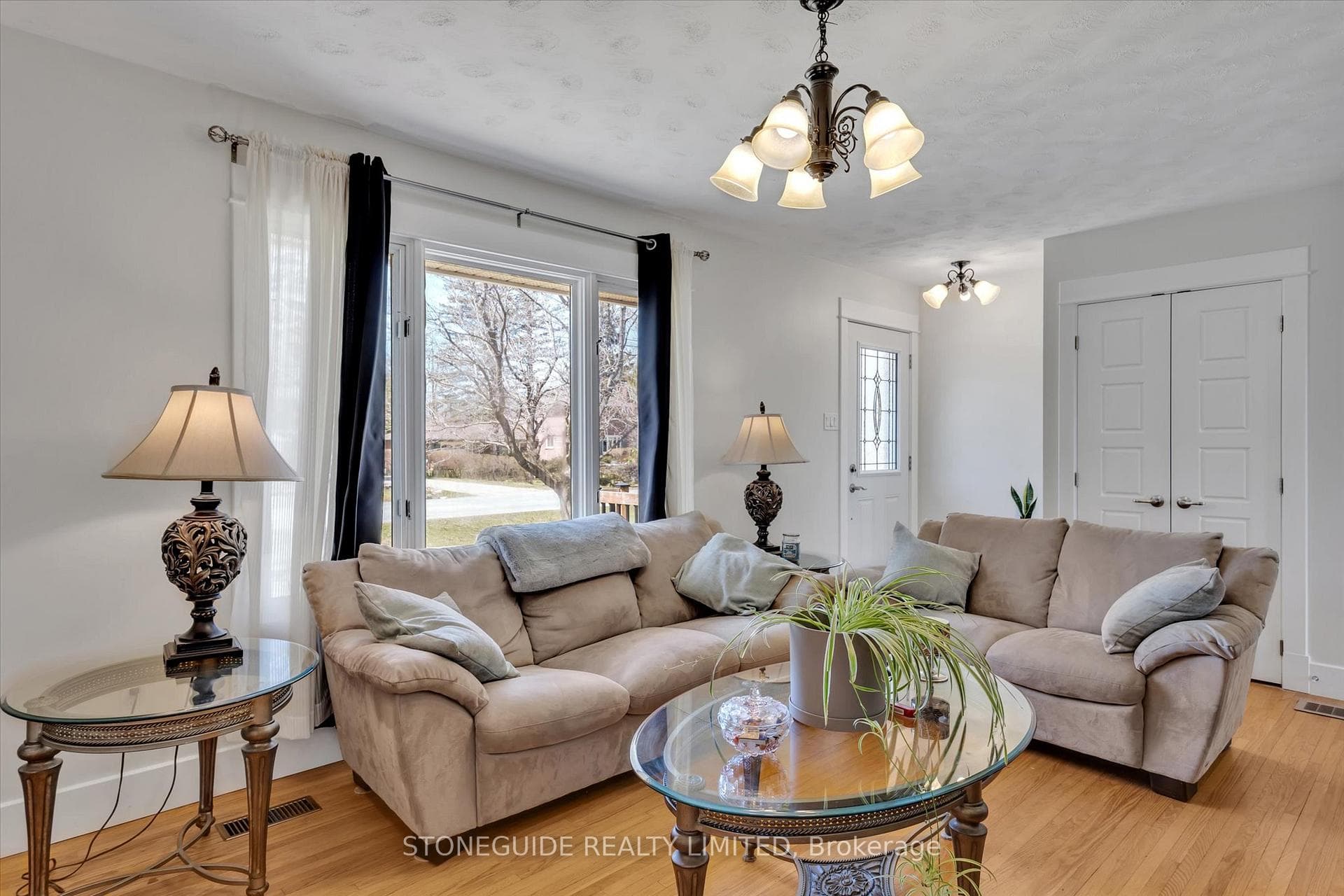 750 Baltic Drive photo 9