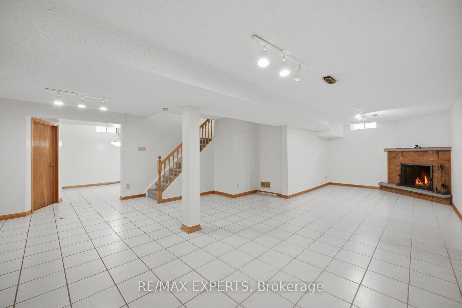 221 Judith Avenue photo 36
