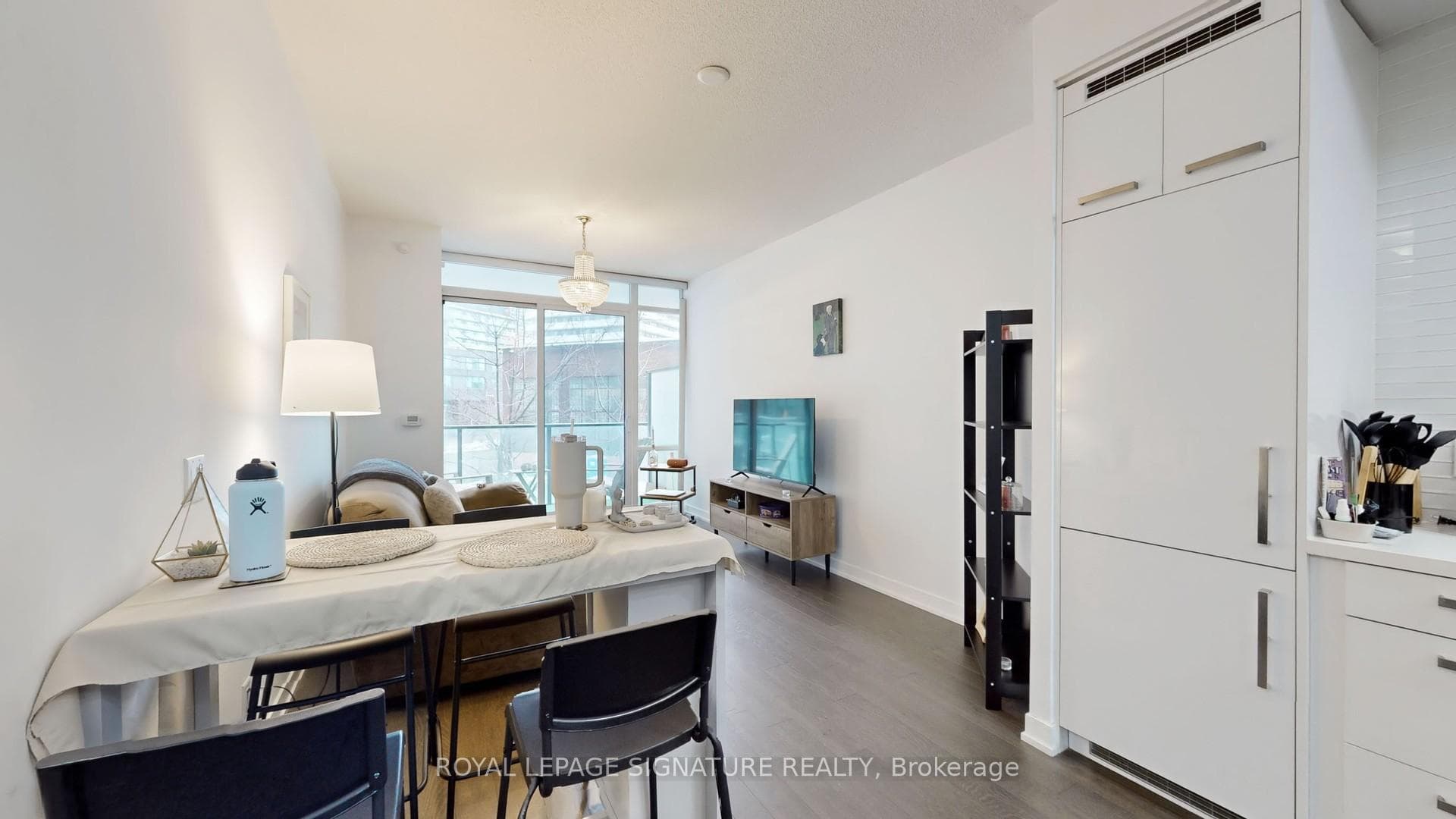 120 Bayview Avenue Unit N120 photo 3