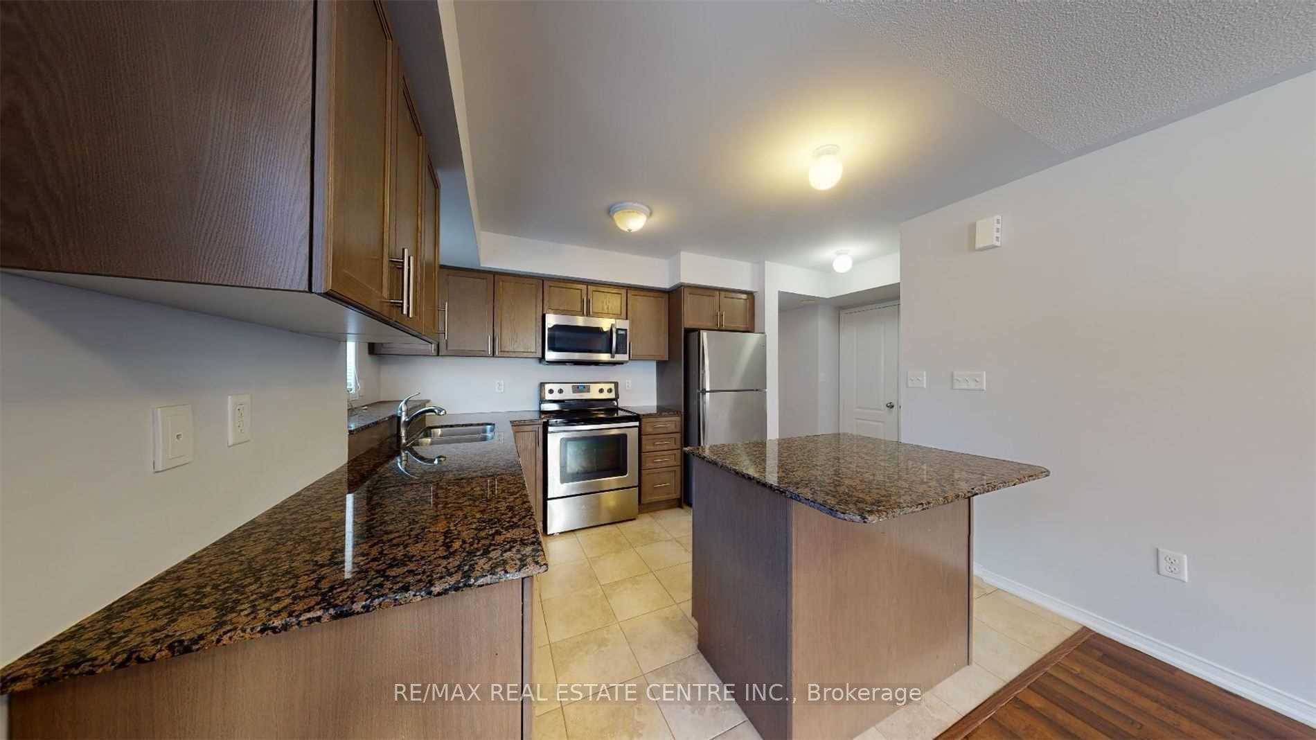 2488 Post Road Unit 18 photo 6