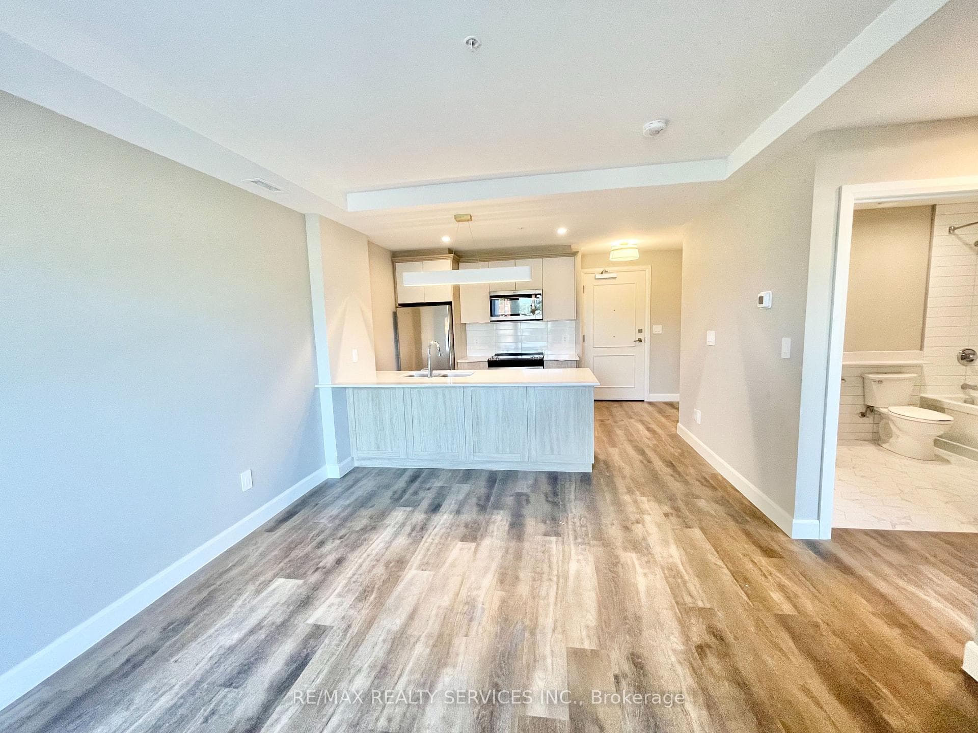 34 Norman Street Unit 213 photo 5
