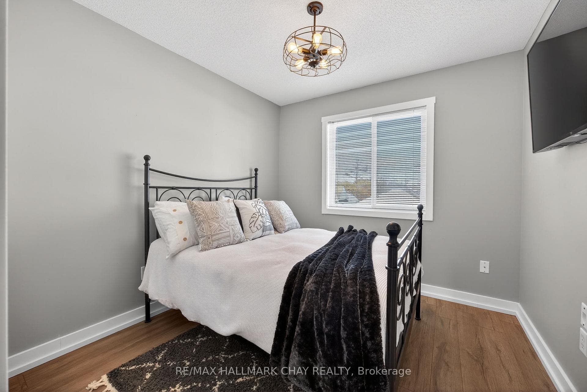 1412 Forest Street photo 13