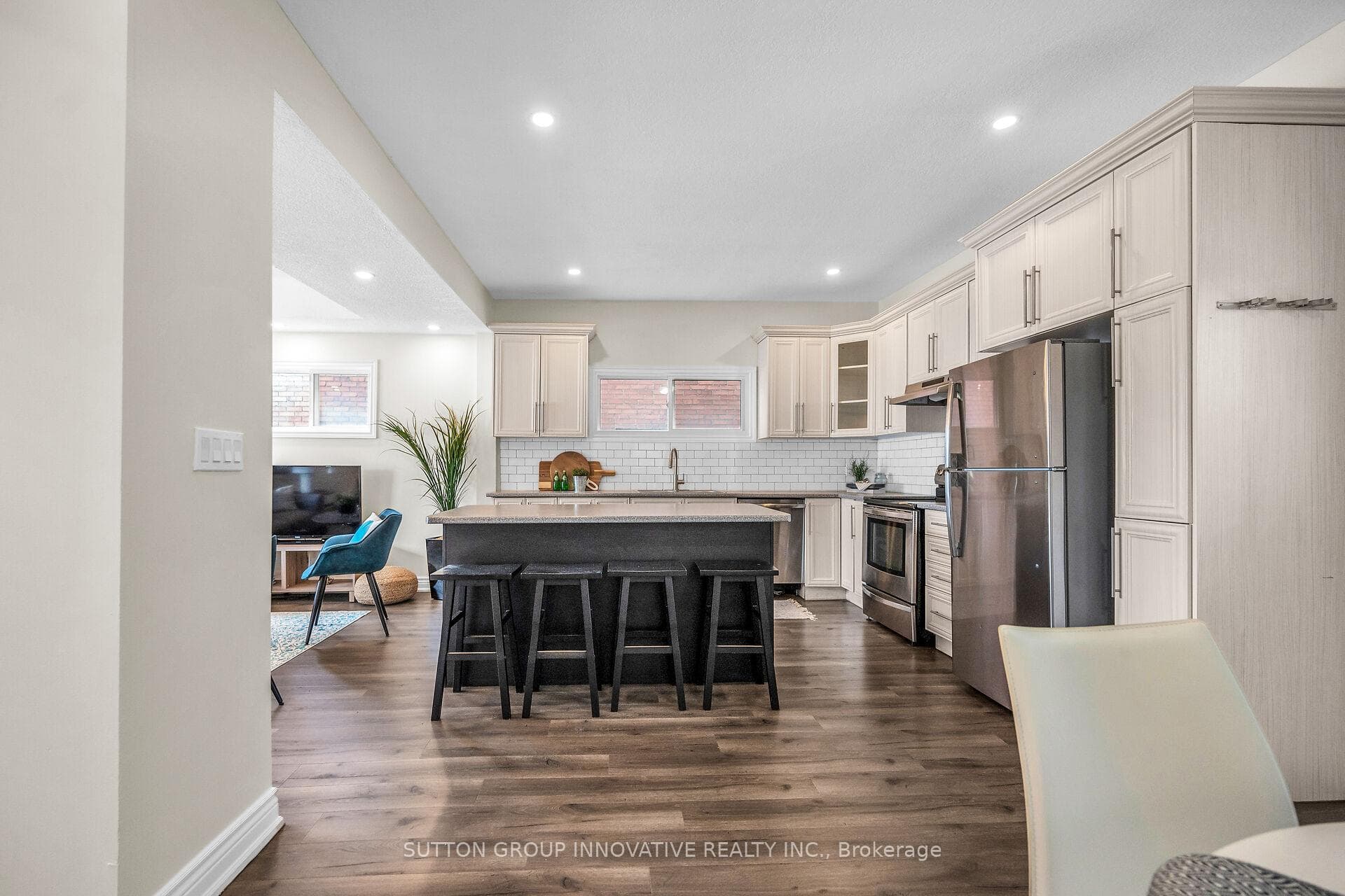 248 Murray Street photo 11