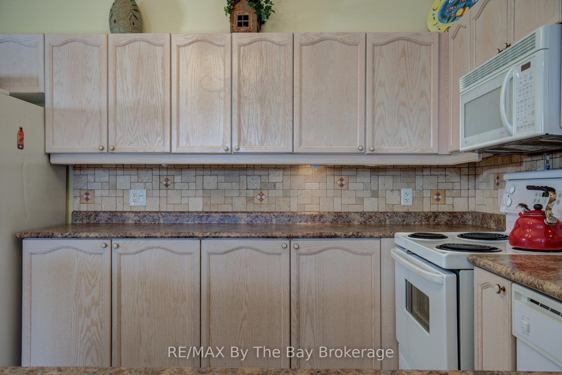 32 Green Briar Drive photo 29