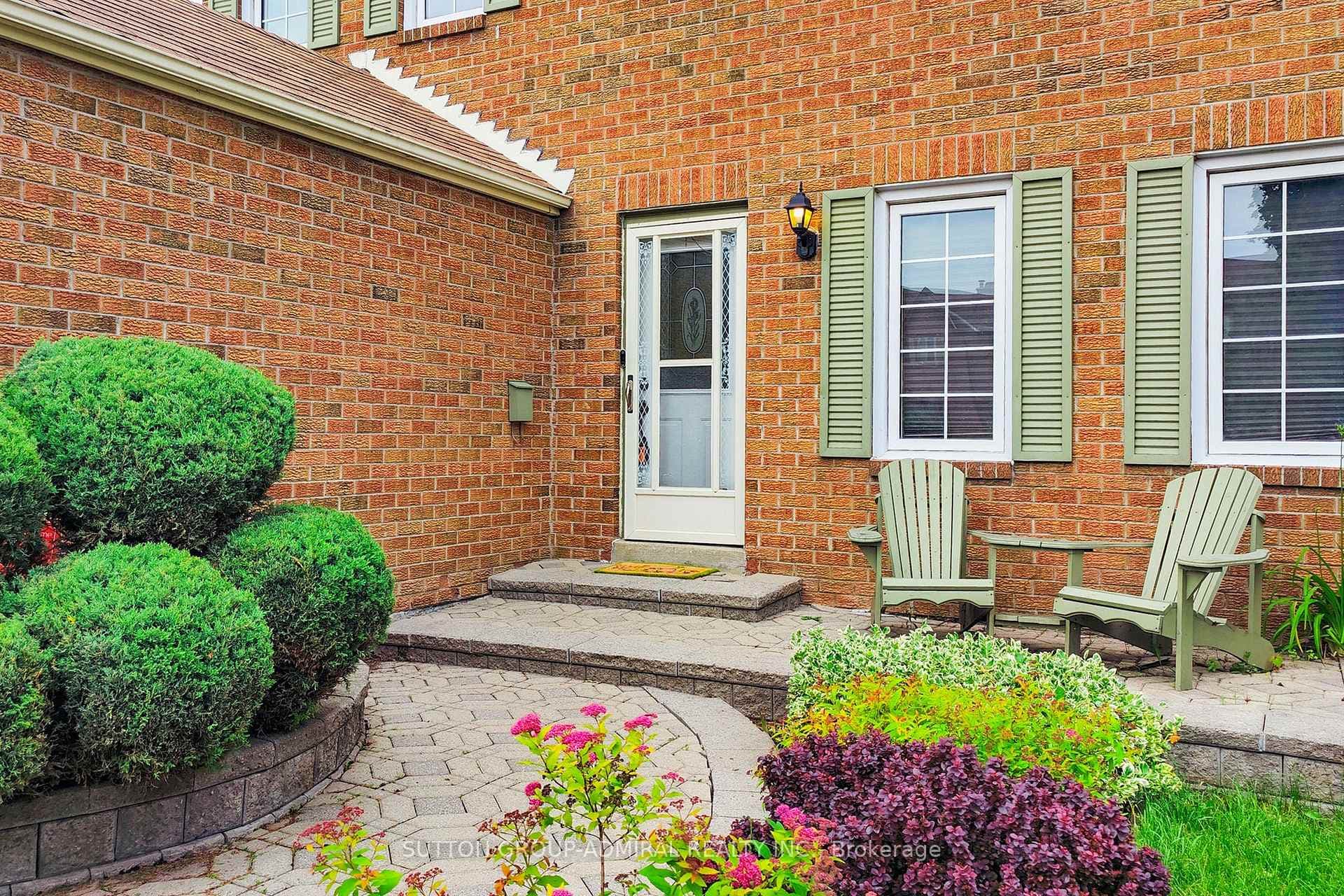 57 Nuttall Street photo 2