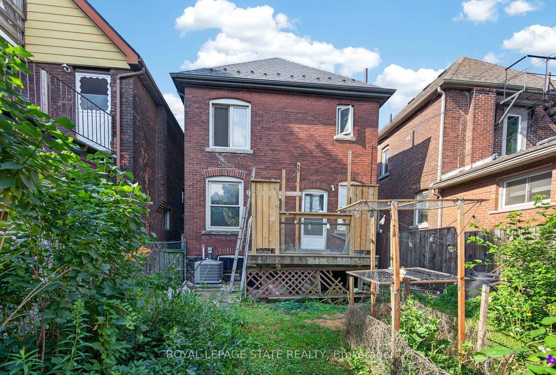 103 Rosemont Avenue photo 36