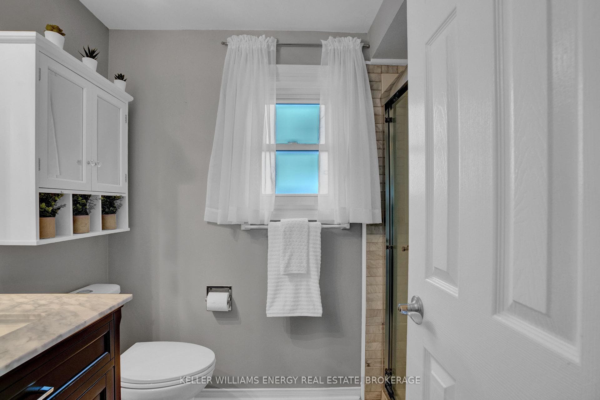 23 Freeland Avenue photo 28