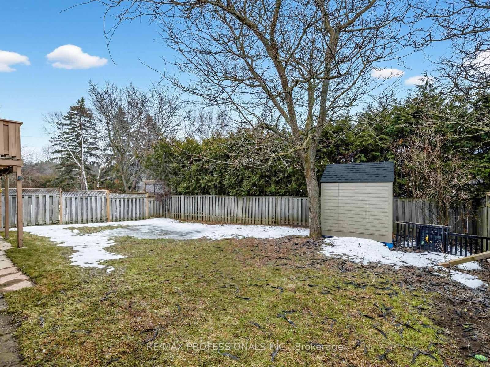 5 Coates Crescent photo 33