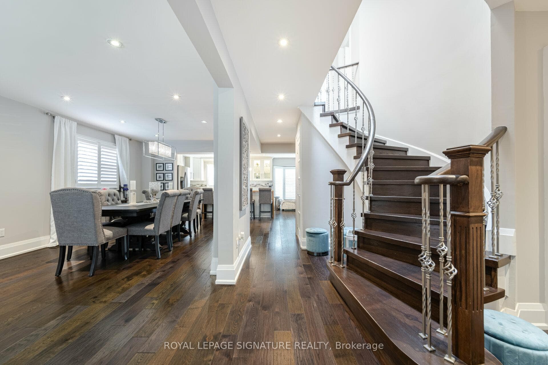 5963 Grossbeak Drive photo 4