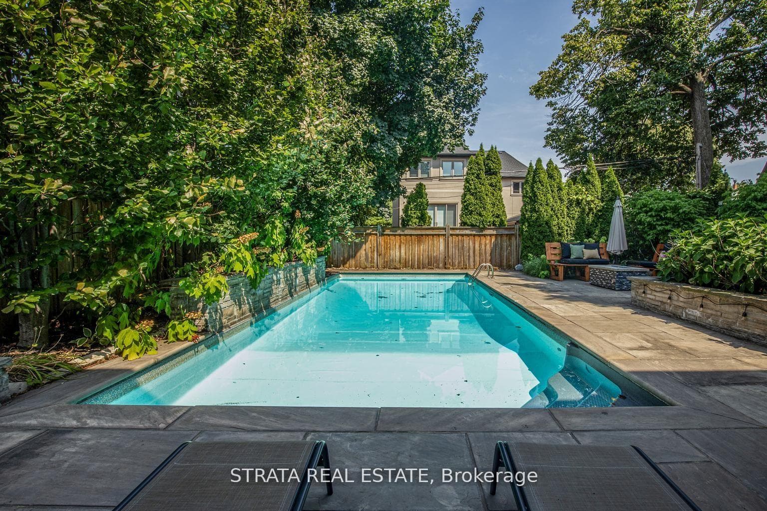33 Shadwick Drive photo 40