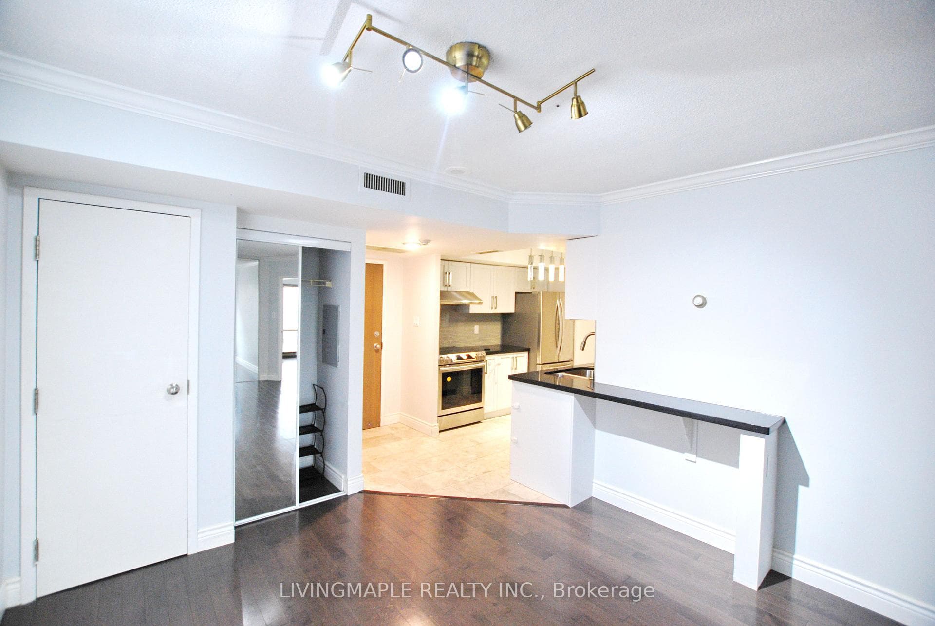 1001 Bay Street Unit 2102 photo 22