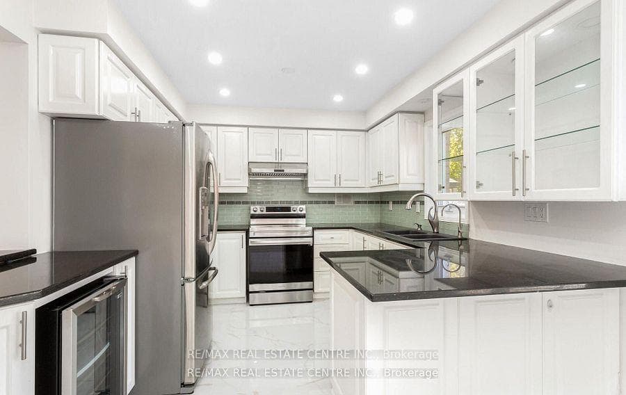 42 Howes Street photo 14