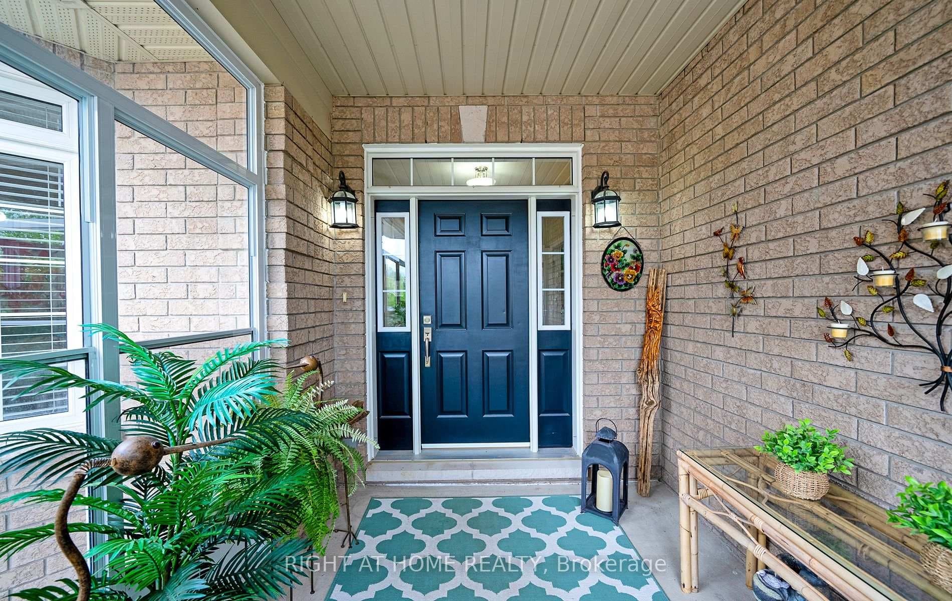 35 Sadler Crescent photo 3